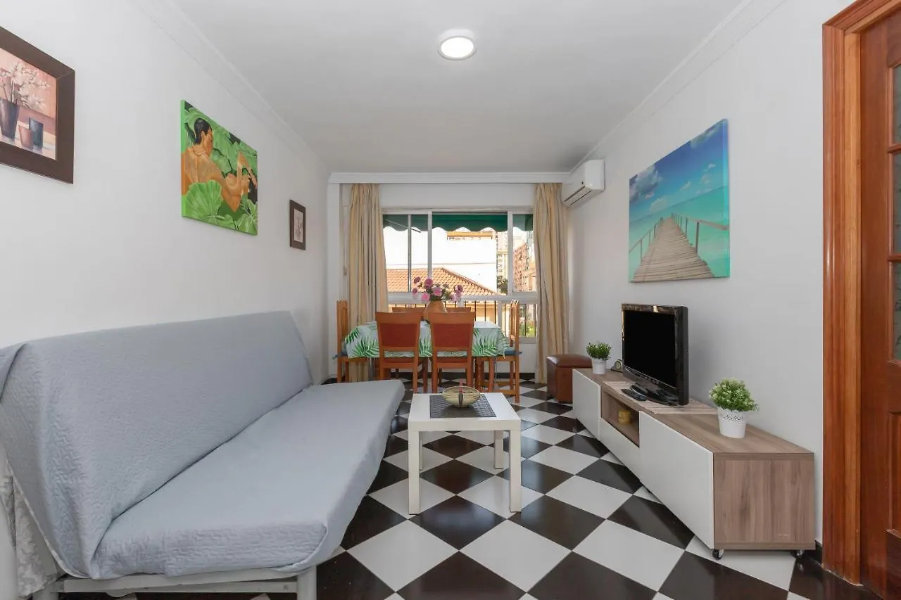 Fantastico Apartamento Vacaciones マラガ 0*,  スペイン
